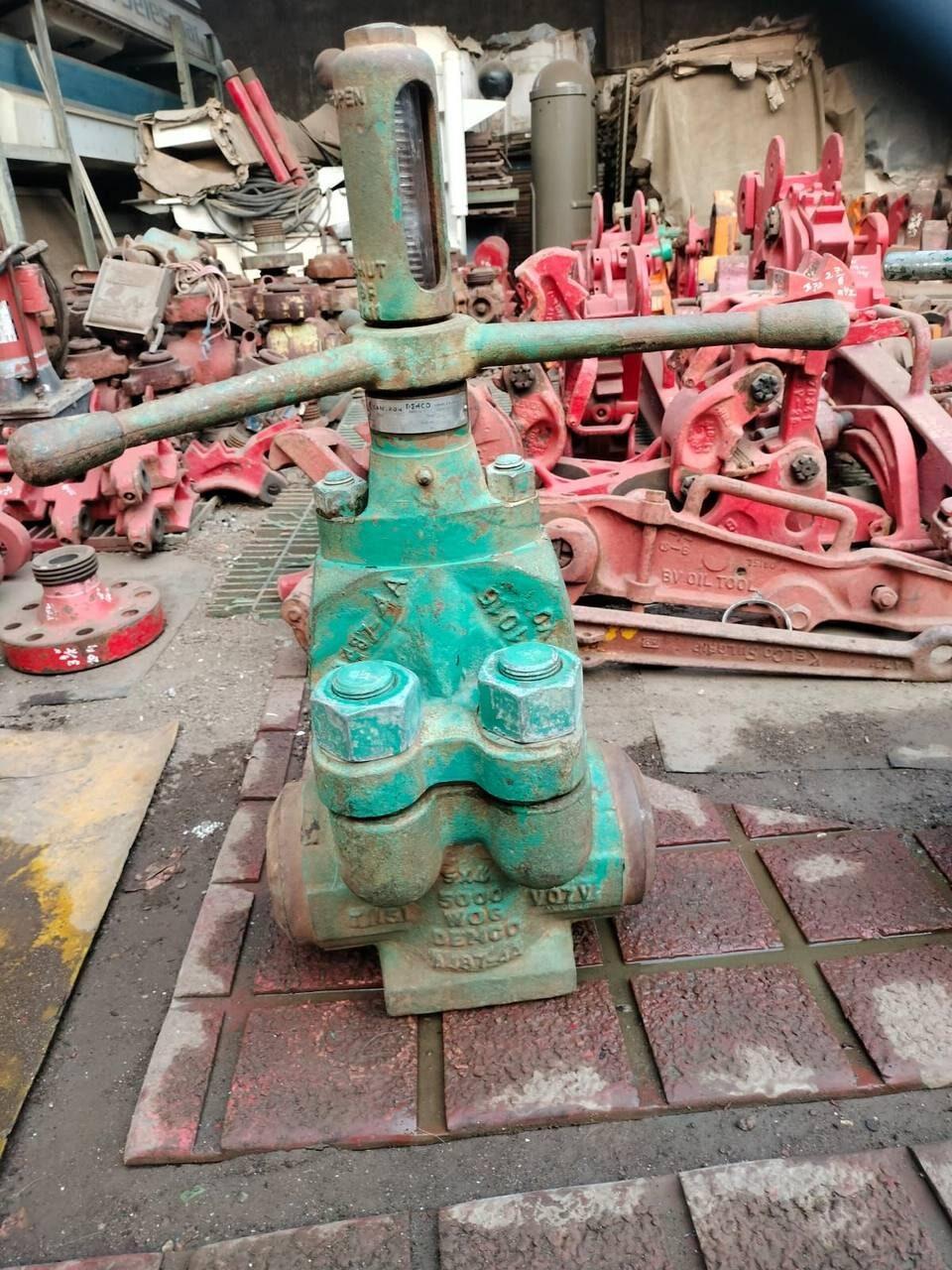 Demco Gate Valve Demco and SPD Make — refurbished oilfield, rig & drill-ship machinery