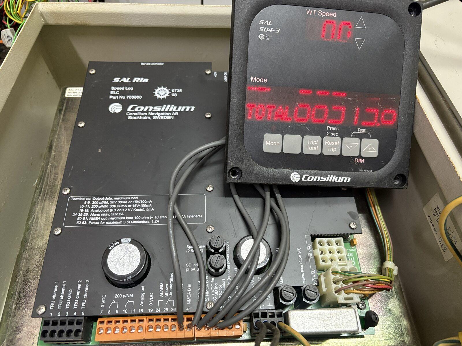 Consilium Speed Log Consilium SAL R1A — refurbished bridge & navigation equipment