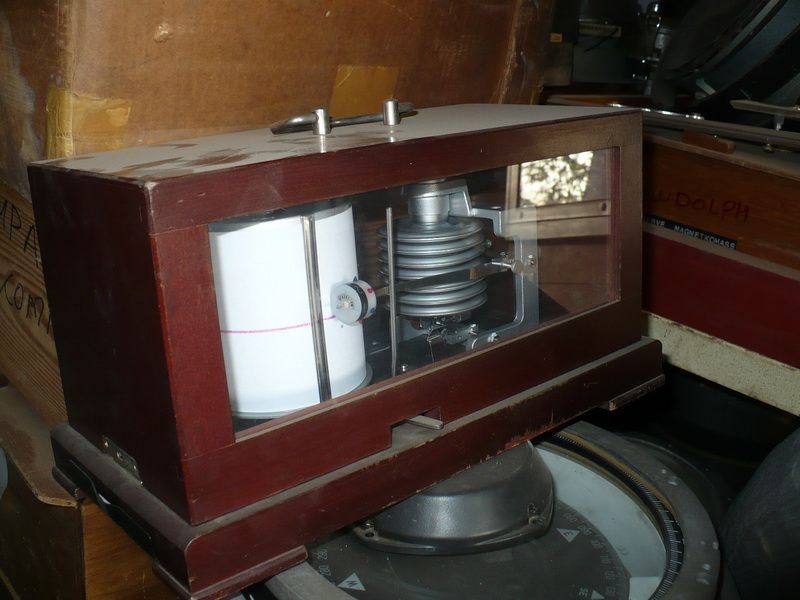 Barograph — refurbished marine antiques thumbnail 2