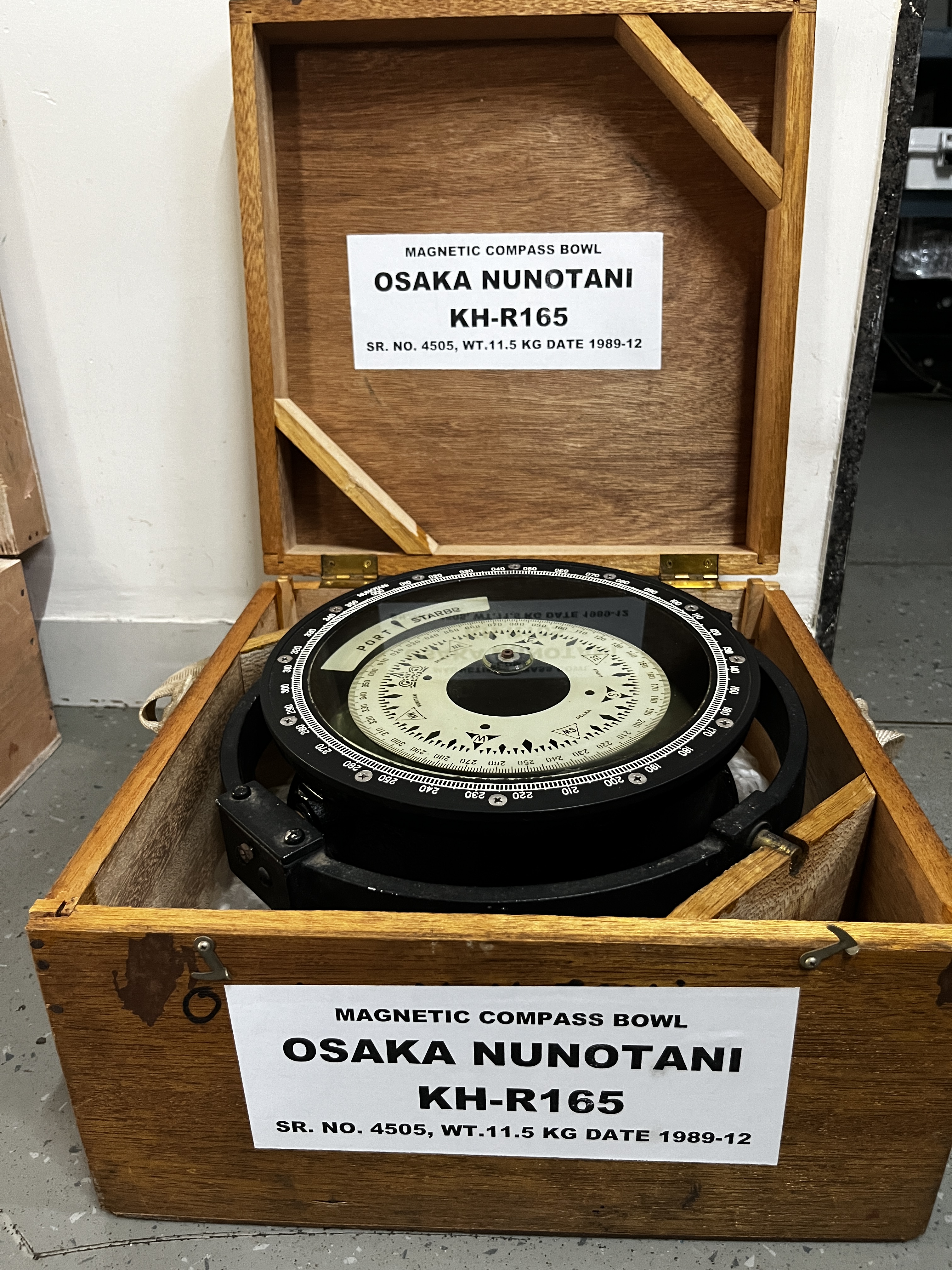 Osaka Nunotani Osaka Nunotani KN-R165 Sr. 4505, Dt — refurbished marine antiques