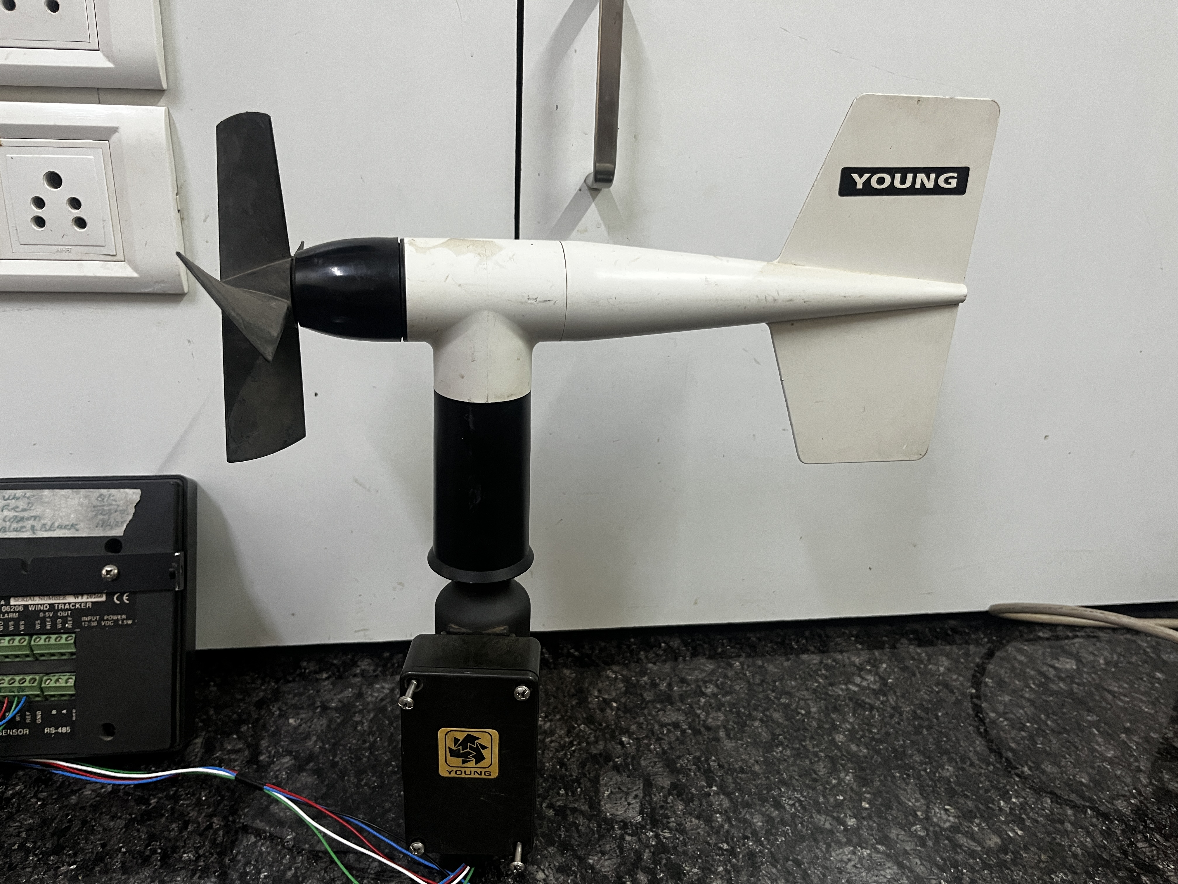 R M Young R M Young 5106 Wind Tracker S-BVN — refurbished bridge & navigation equipment thumbnail 2