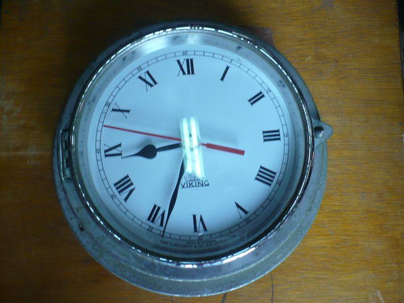 SHIPS CLOCK — refurbished marine antiques