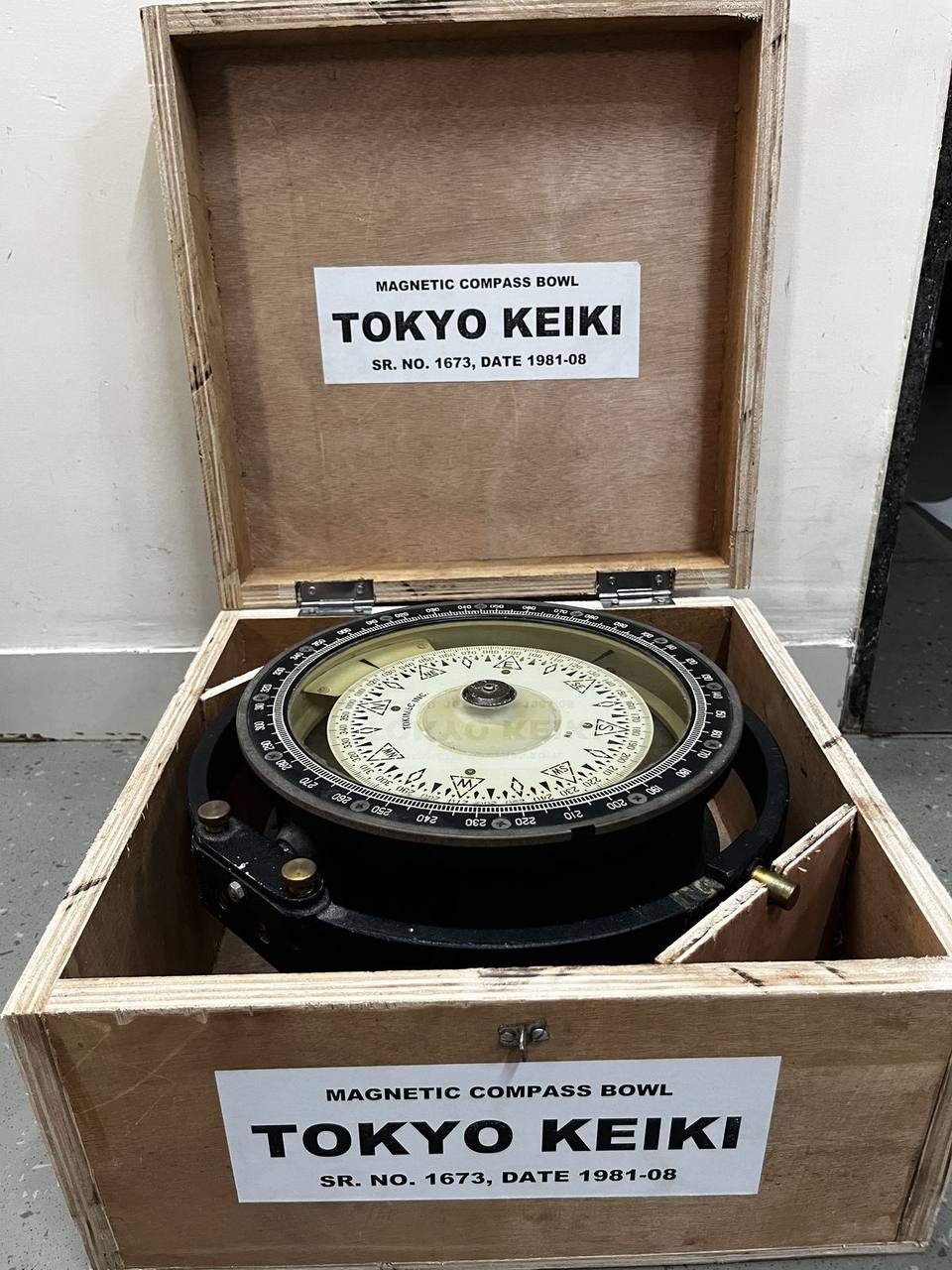 Tokyo Keiki Tokyo Keiki Sr. 1673, Dt. 1981-08 — refurbished marine antiques